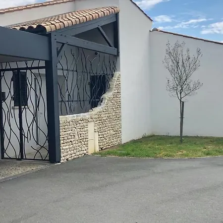 Vila Grande Calme & Piscine Rochelle / Ile De Re