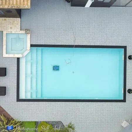 Grande Calme & Piscine Rochelle / Ile De Re