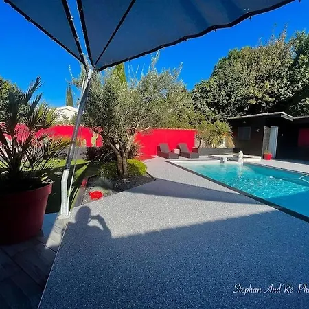 Grande Calme & Piscine Rochelle / Ile De Re Vila *